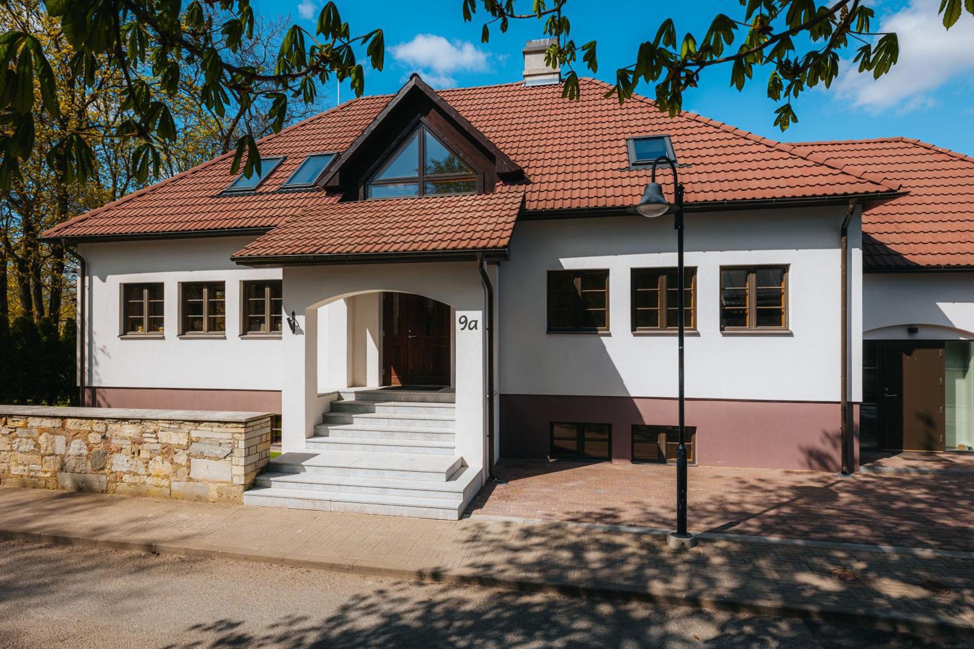 Komandandi Apartments Kuressaare Extérieur photo